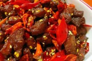 麻辣肉丁——川菜经典美味，舌尖上的麻辣盛宴