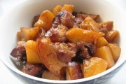如何制作正宗浙江菜-土豆烧肉