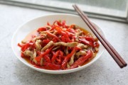 川菜经典——甜椒肉丝，色香味俱全的家常美味