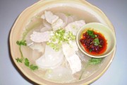 如何制作地道的浙江菜-萝卜连锅汤