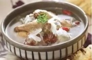 银耳陈皮炖乳鸽的做法-滋阴补肺的浙江菜经典菜谱