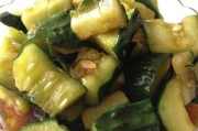 三味黄瓜的做法及家常凉拌菜谱，浙江菜经典