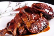 如何制作正宗浙江菜酱鸭？详细步骤+小贴士