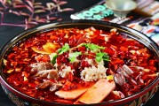重庆毛血旺——川菜中的麻辣盛宴