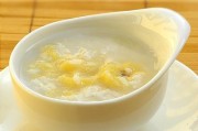 如何制作美味的香蕉粥？简单易学的浙江特色甜品