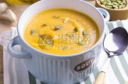 如何制作正宗韩国南瓜酱汤？简单易学！