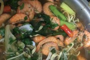如何制作美味的玻璃明虾-浙江菜经典做法