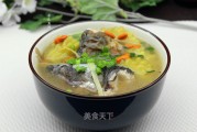 如何制作鲜美的浙江菜-鲤鱼苦瓜汤