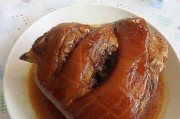如何制作美味的冰糖肘子-经典京菜家常做法