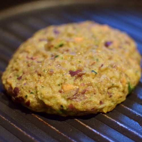 煎制纯素汉堡饼