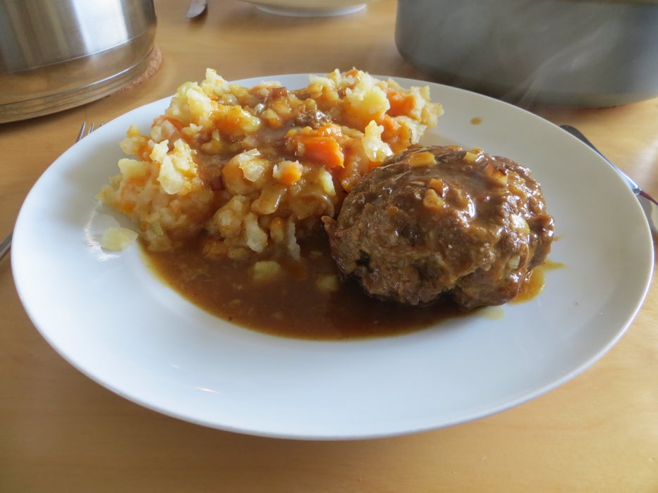 啤酒酱汁肉丸荷兰土豆泥