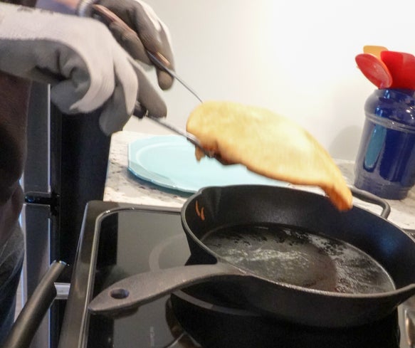 小心翻面 - 关键步骤！