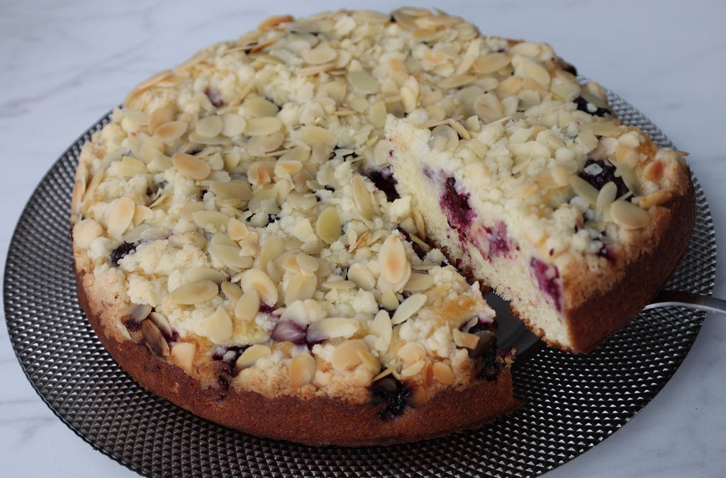 黑莓杏仁酥粒咖啡蛋糕