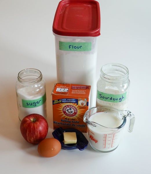 准备食材并混合面糊