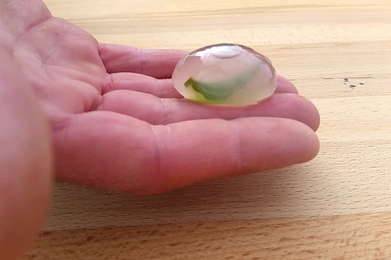 成品展示：分子莫吉托鸡尾酒