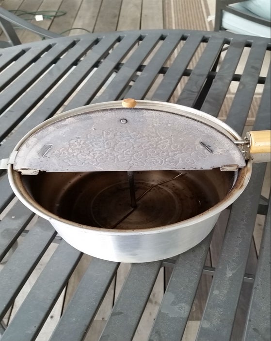 Whirley Pop的搅拌臂结构