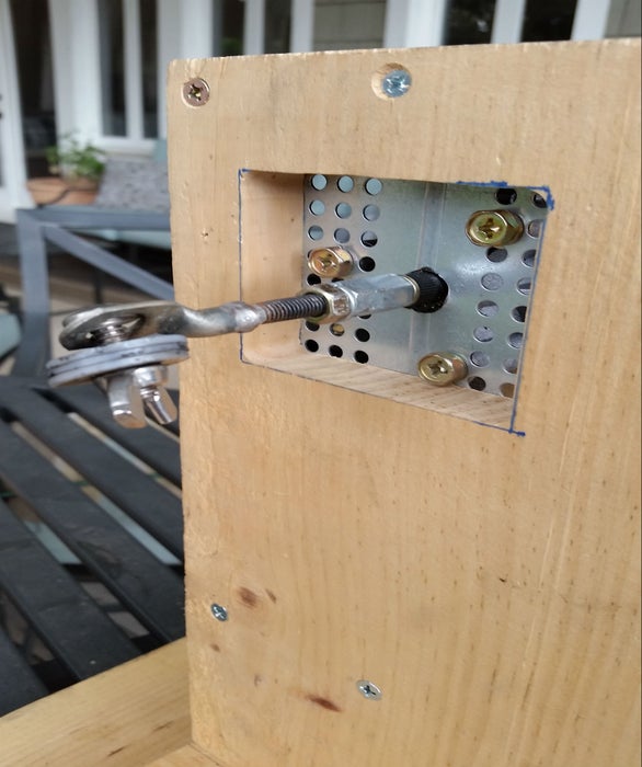 用旧电脑零件固定电机