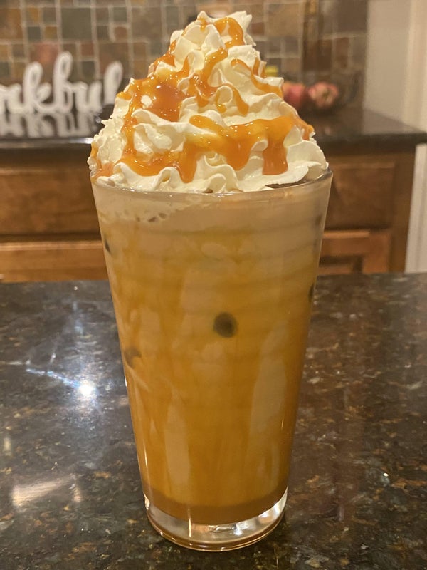 超级好喝的冰焦糖拿铁