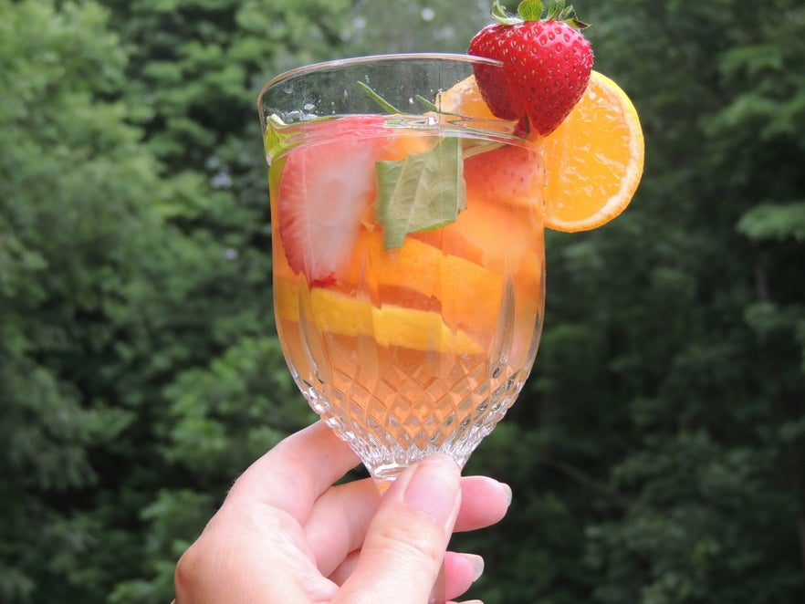 夏日桑格利亚汽酒