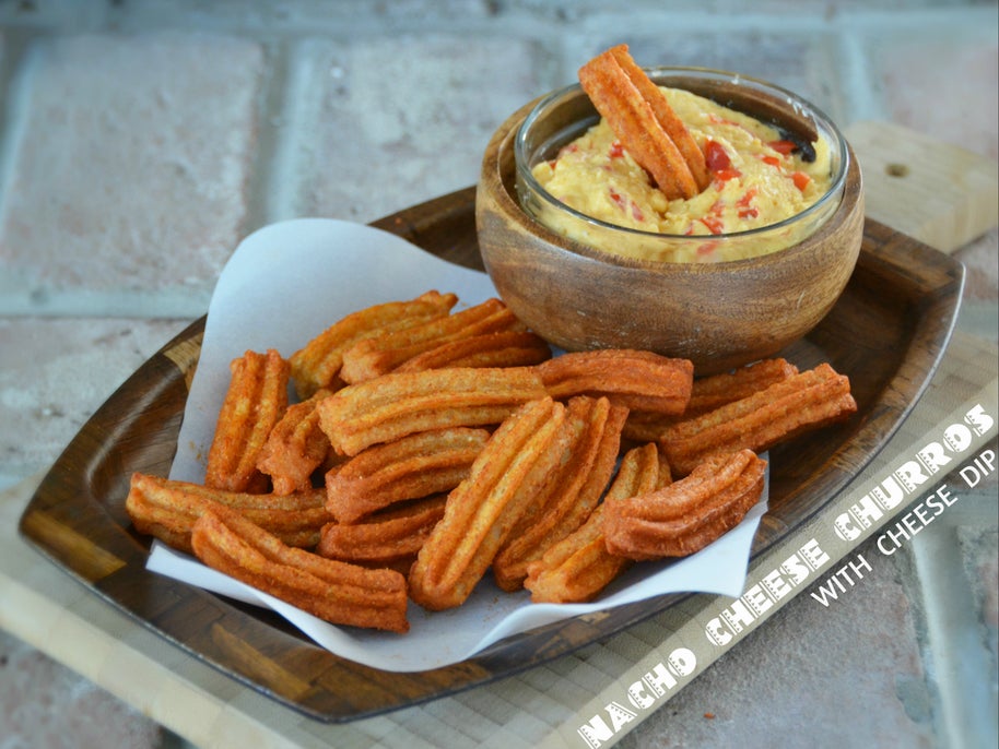 纳乔芝士吉事果配双层芝士蘸酱