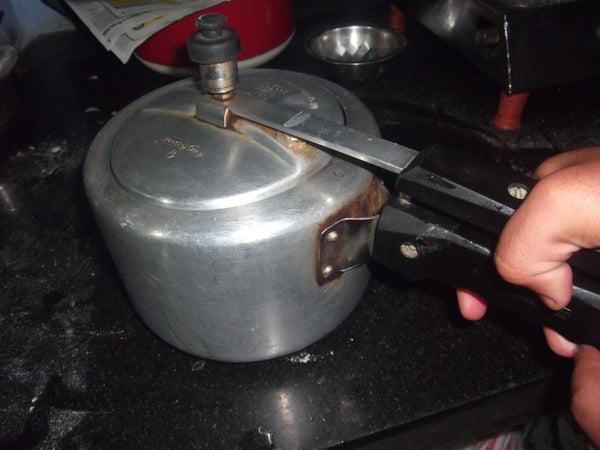 等待首次鸣笛并调火