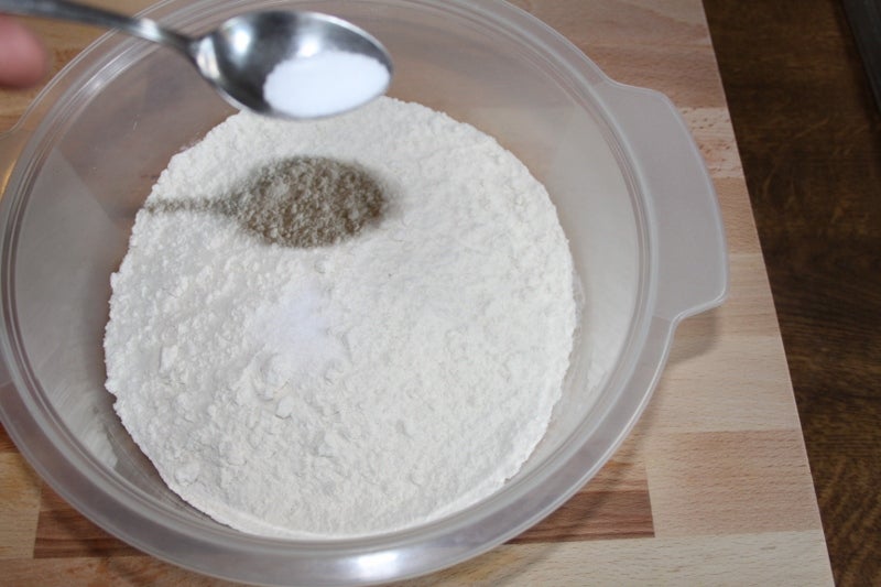 制作萨莫萨面皮