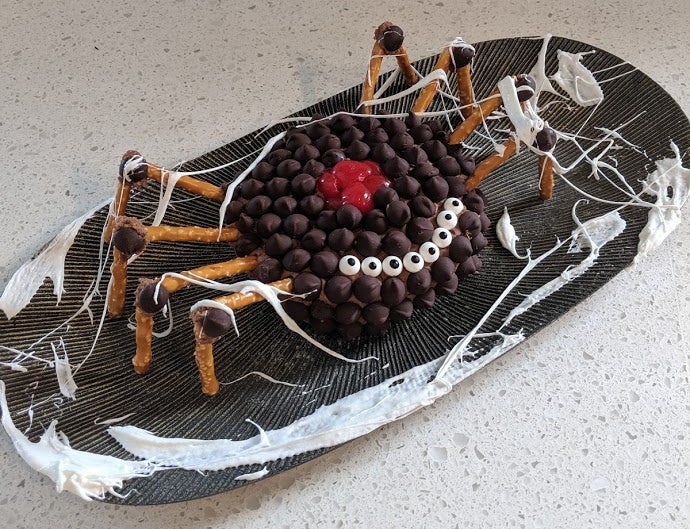 制作棉花糖蛛网