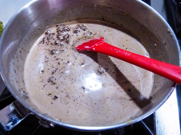 制作巧克力甘纳许