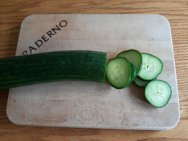 准备黄瓜