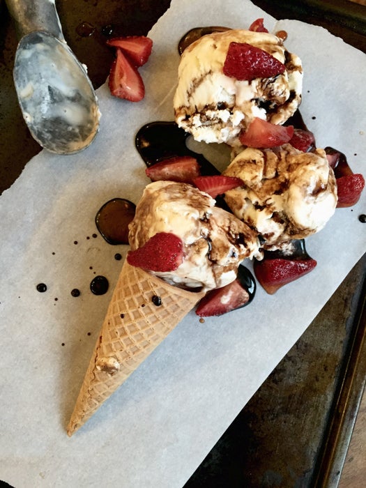 香草浸渍巴萨米克冰淇淋