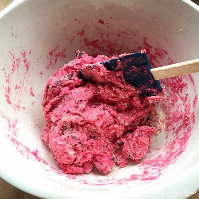 第八步：用橡胶铲搅拌