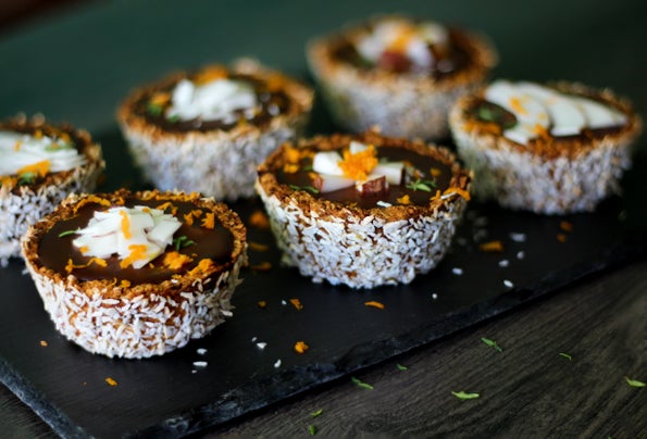 巧克力椰香菠萝杯 🥥