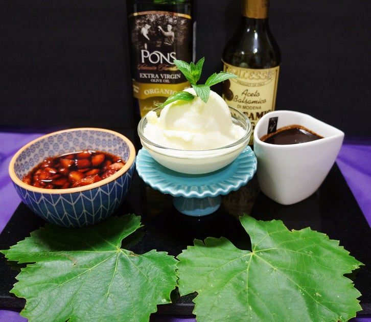 自制美味冰淇淋搭配精致浇头