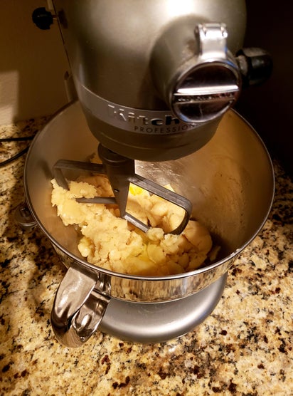 制作吉拿棒面团(下)