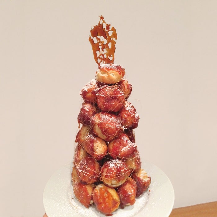 焦糖奶油泡芙塔