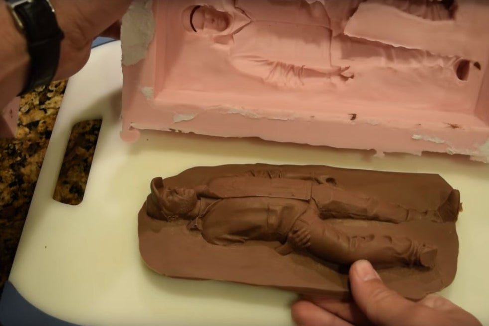 巧克力人偶脱模！