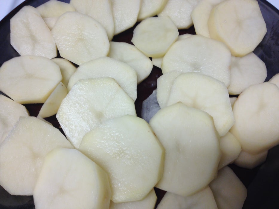 土豆去皮切片--PEEL AND SLICE POTATOES