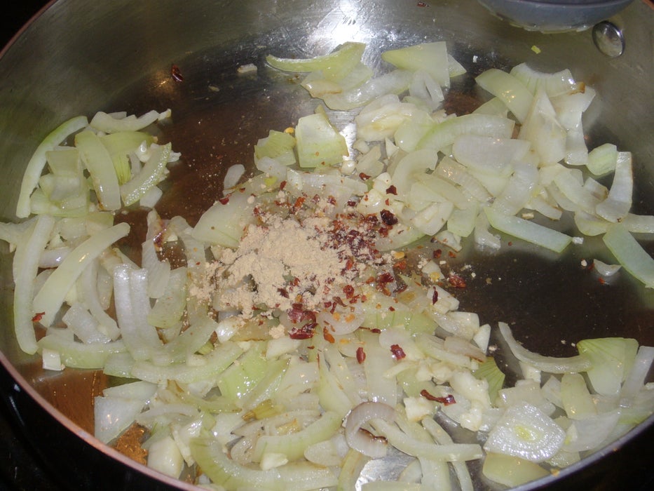 加入香料与红薯