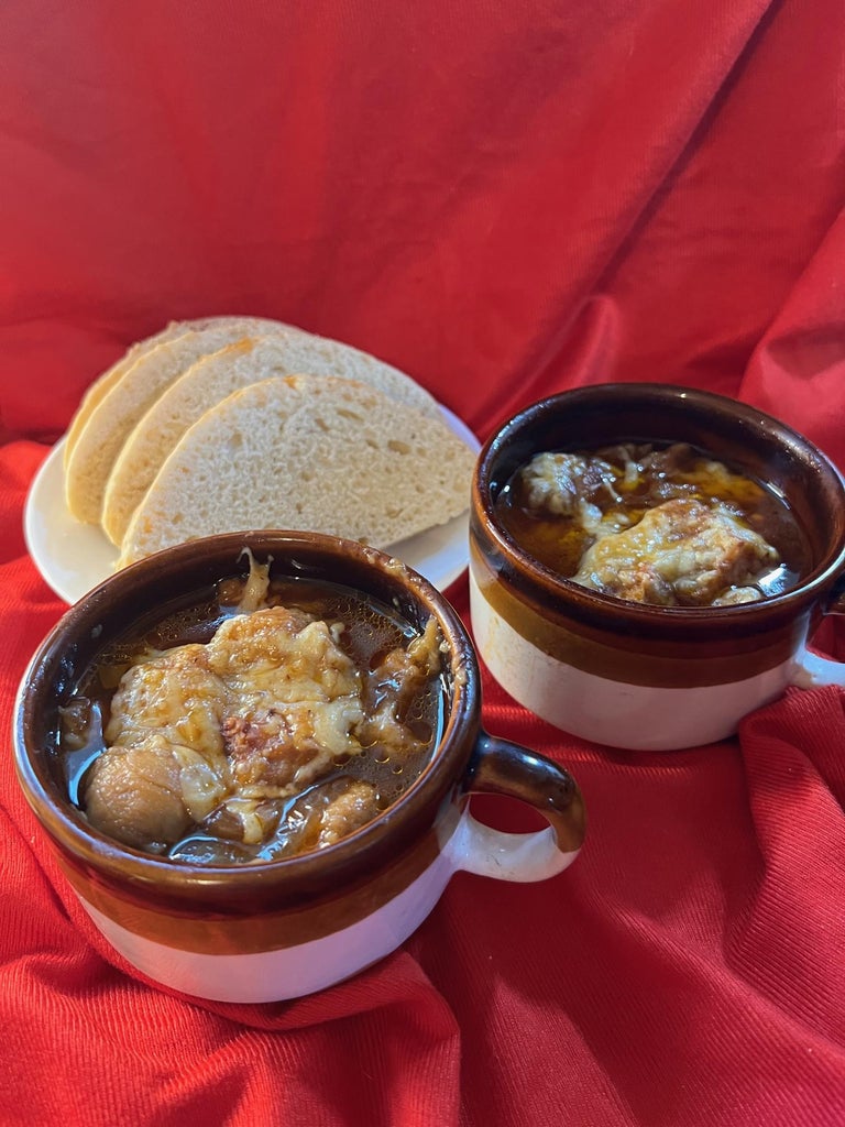 Savory French Onion Soup With Fresh French Bread