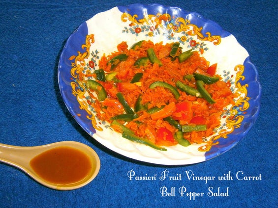 百香果醋（自制）搭配胡萝卜甜椒沙拉