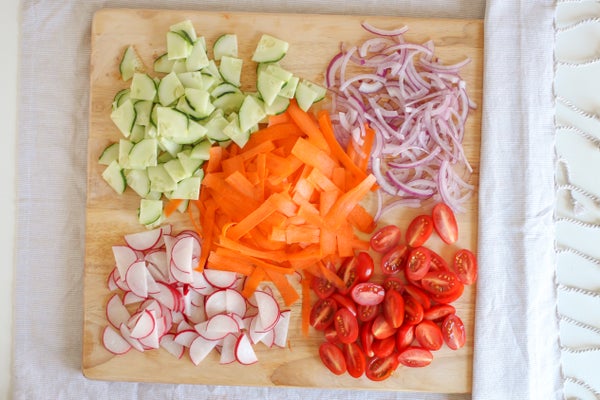 切配蔬菜+处理豆类