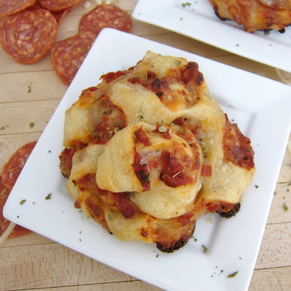 扭曲意式辣香肠披萨