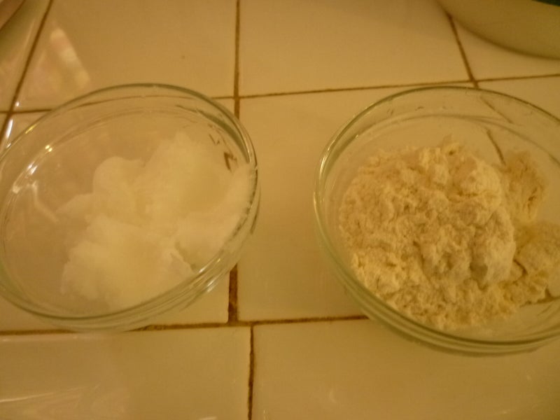 制作蘸料-调配酱汁