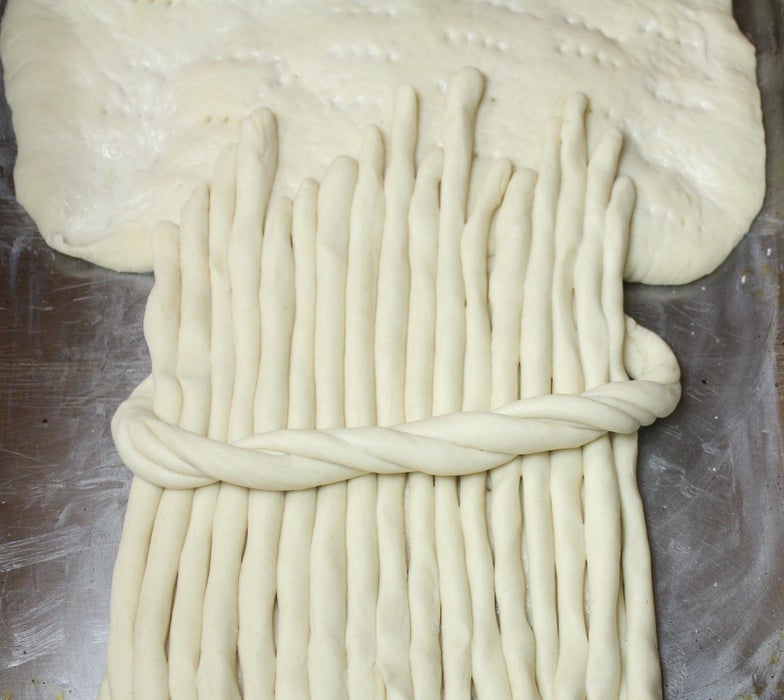 制作麦穗基座、新月形顶部与麦秆