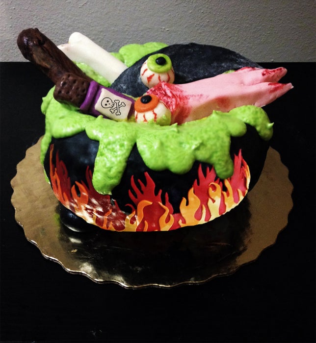 万圣节女巫坩埚蛋糕！