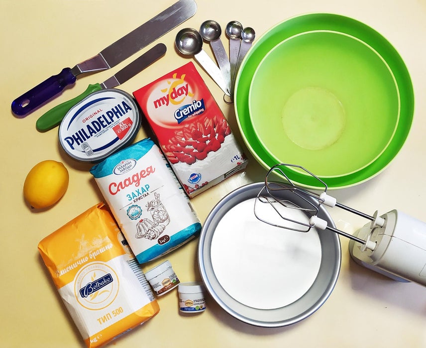 星空柠檬蛋糕配奶油奶酪糖霜