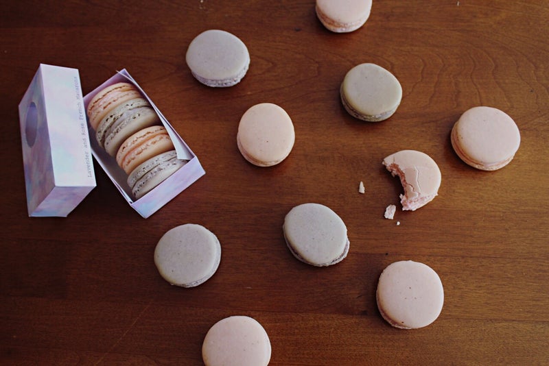 薰衣草玫瑰法式马卡龙