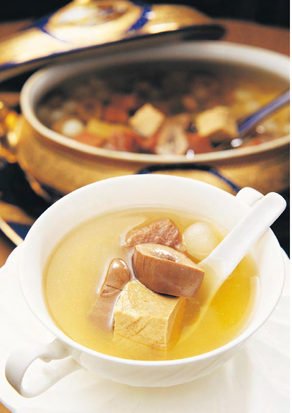 金腿脊梅炖腰酥