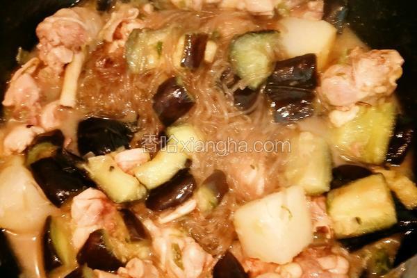 茄子炖鸡汤