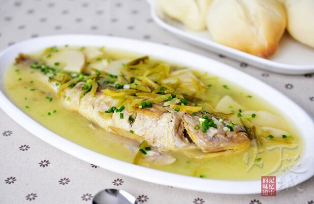 冬笋雪菜黄鱼汤